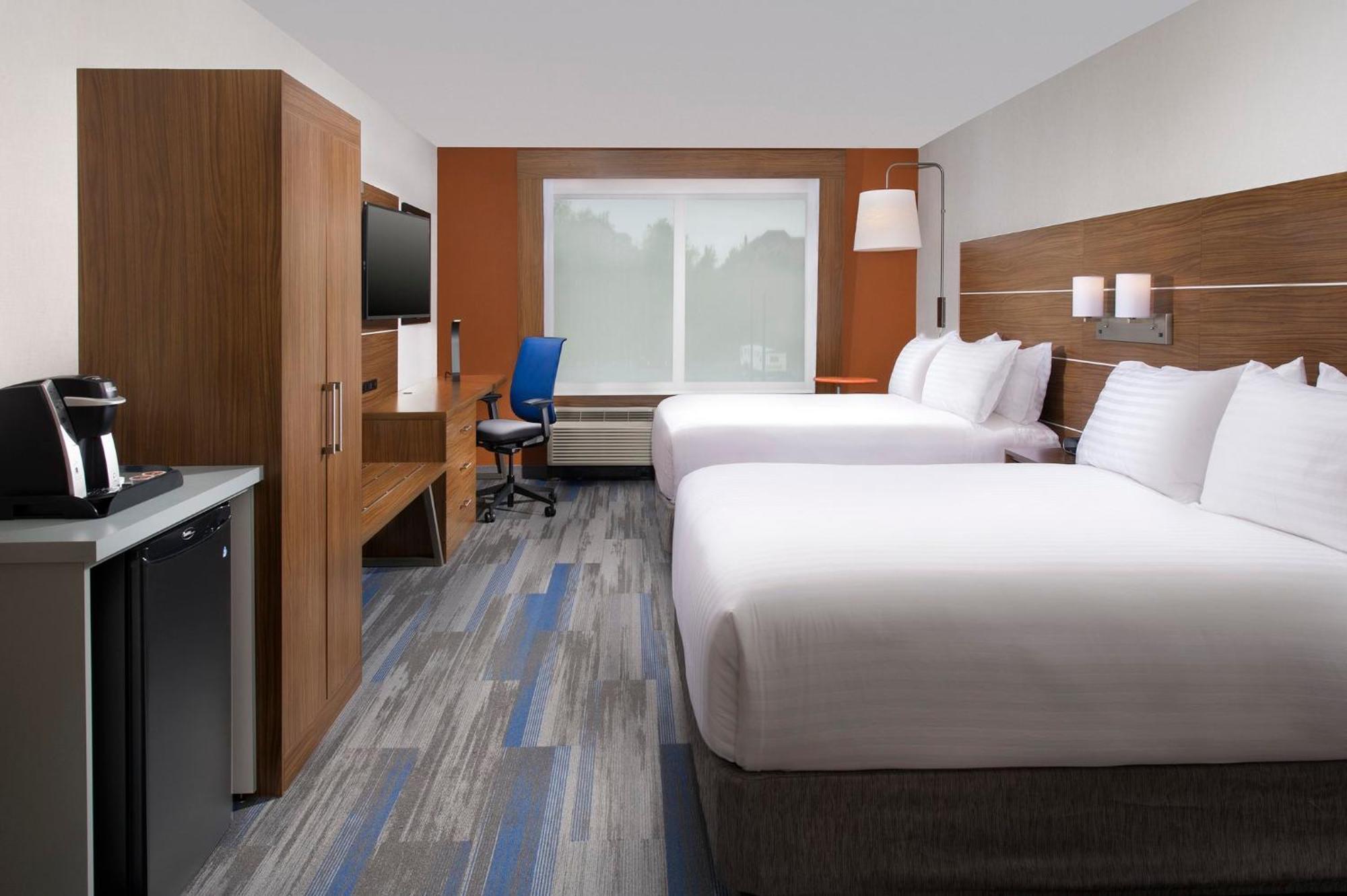 Holiday Inn Express & Suites By Ihg Altoona By Ihg Luaran gambar